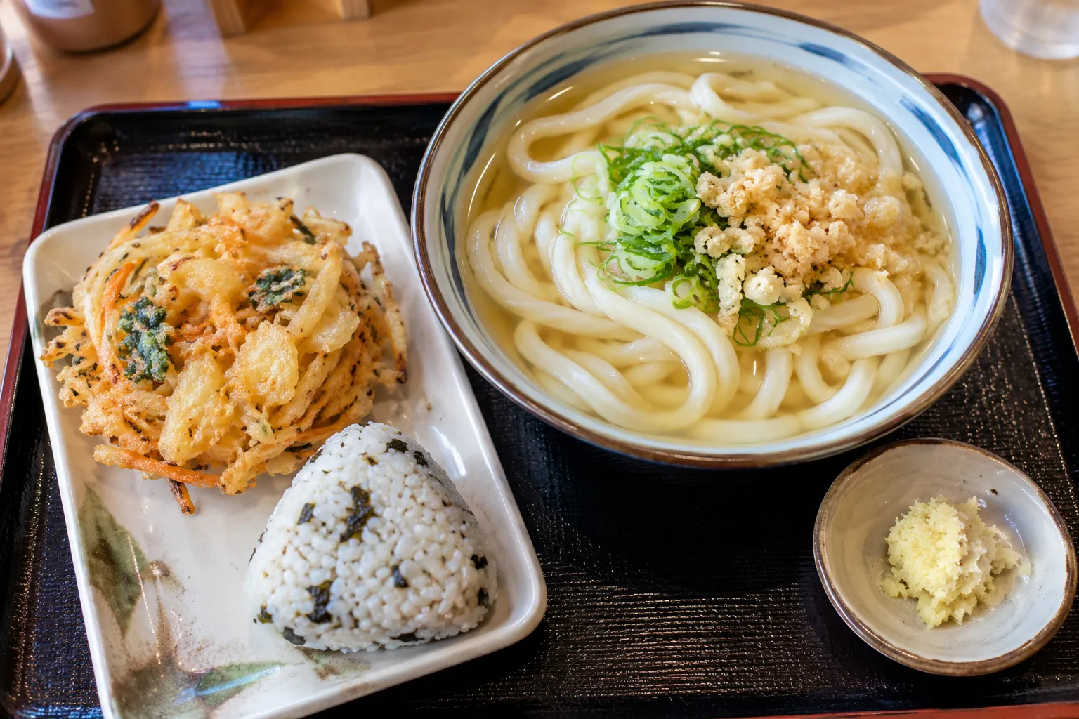 Udon (うどん)